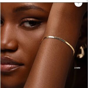 Ring Concierge Herringbone Gold Bracelet